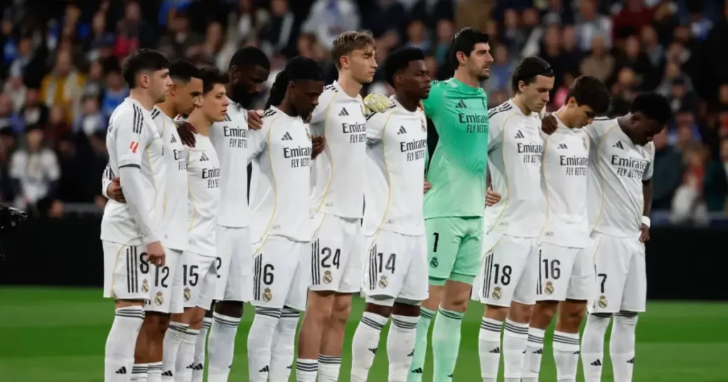 സ്ക്വാഡിലെ അംഗബലം കുറയ്ക്കാൻ റയൽ മാഡ്രിഡ്; സമ്മർ ട്രാൻസ്ഫർ വിൻഡോയിൽ ഒഴിവാക്കുക താരങ്ങളെ