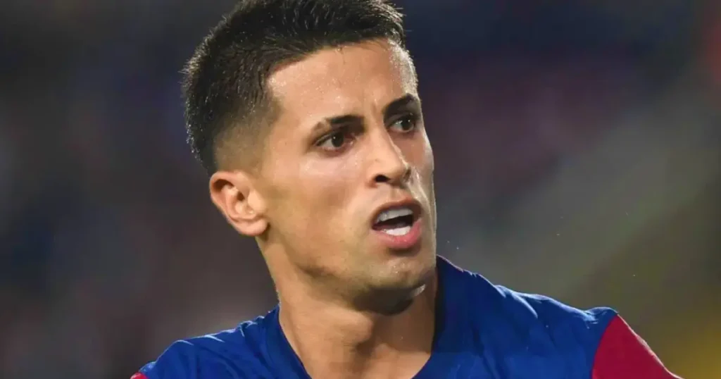 അടുത്ത സീസണിൽ ബാഴ്‌സലോണയിൽ തുടരാൻ സമ്മതം മൂളി ജോവാ കാൻസെലോ