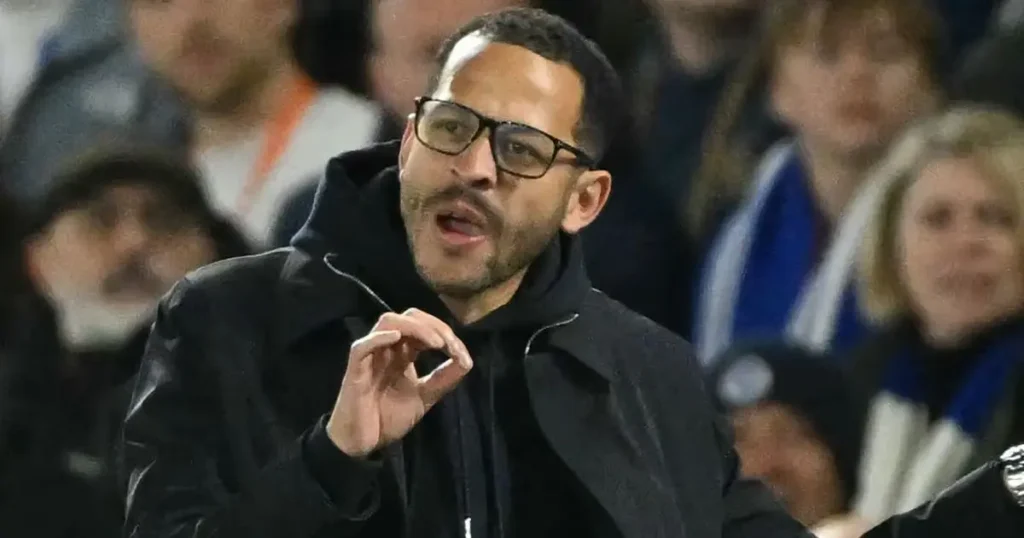 Premier League: लियाम रोसनियर को हटाने पर अनुभवी कोच की तलाश में चेल्सी