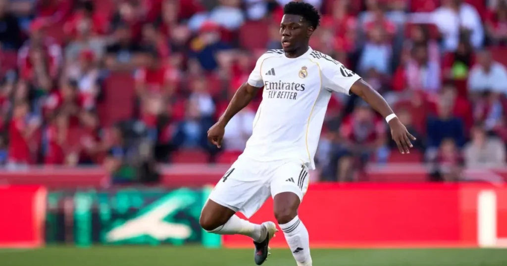 റയൽ മാഡ്രിഡിൽ തുടരാൻ ചൗമേനി; കരാർ പുതുക്കാൻ ചർച്ചകൾ ആരംഭിച്ചു