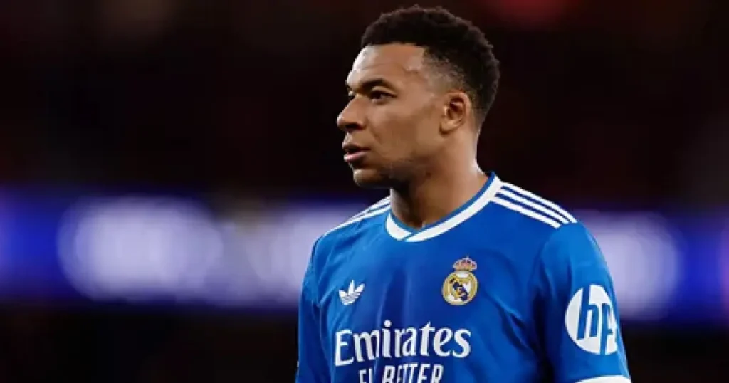 റയൽ മാഡ്രിഡ് – ബെറ്റിസ്: പ്ലേയിംഗ് ഇലവനെ പ്രഖ്യാപിച്ചു