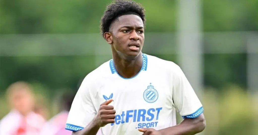 ക്ലബ് ബ്രൂഗ് വിംഗർ ജെസ്സി ബിസിവുവിനെ ടീമിലെത്തിക്കാൻ ചർച്ചകളുമായി ബാഴ്‌സലോണ