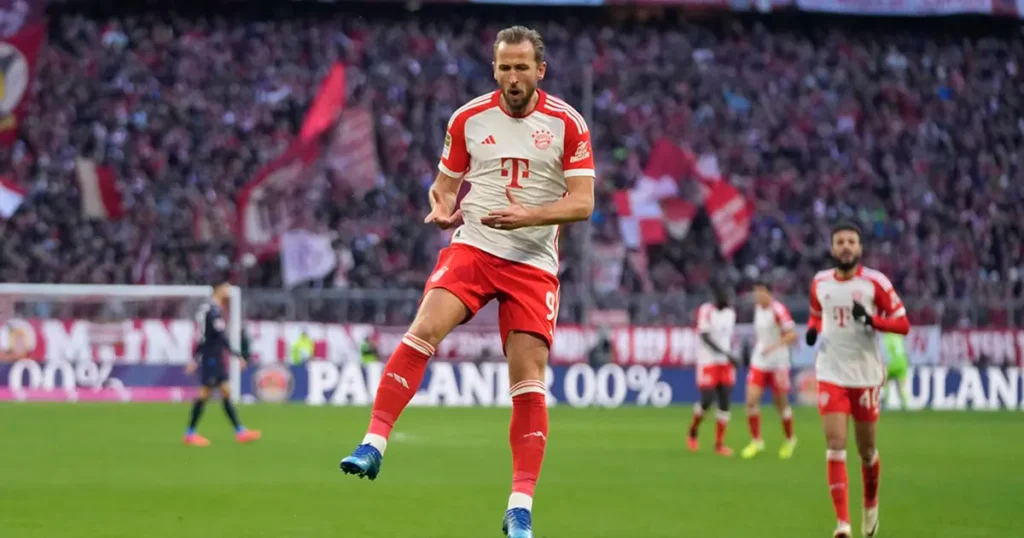 മെയ്ൻസിനെതിരെ തകർപ്പൻ തിരിച്ചുവരവുമായി ബയേൺ മ്യൂണിക്ക്; ബുണ്ടസ്‌ലിഗ റെക്കോർഡിലേക്ക് കുതിക്കുന്നു