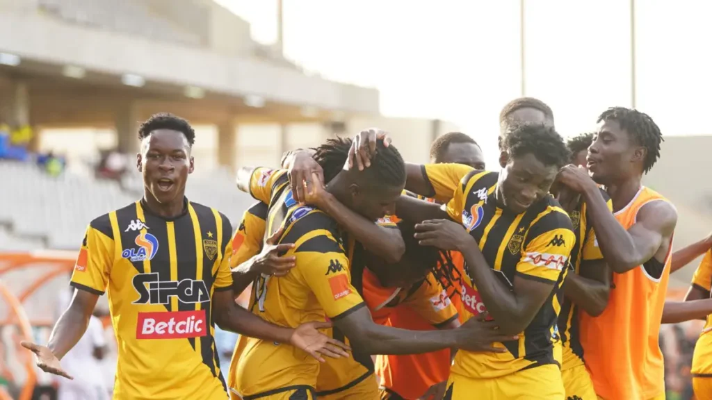 ASEC Mimosas Defeats Stella Club to Strengthen Ligue 1 Lead ASEC Mimosas Defeats Stella Club to Strengthen Ligue 1 Lead