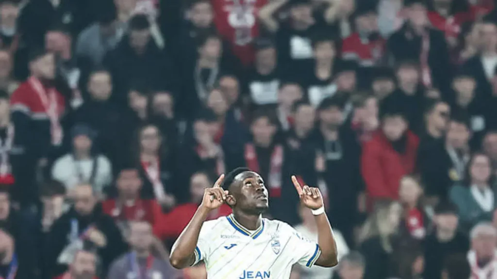 Arthur Avom Named Ligue 1 Player of the Month for March