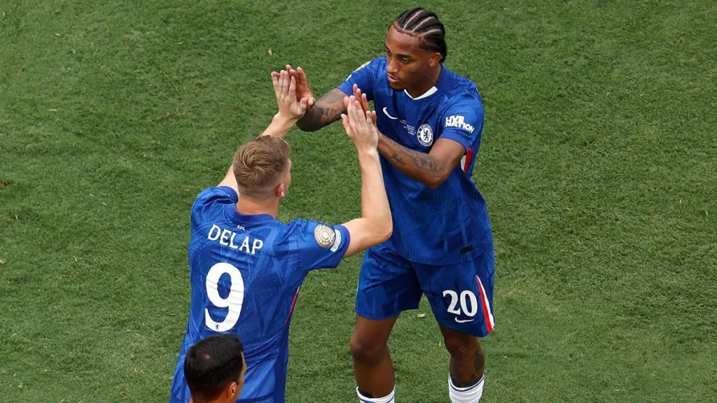 Barcelona Eyes Chelsea Forward as Backup to Julián Álvarez