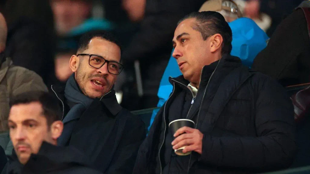 Chelsea co-owner supports Rosenior amid tough results