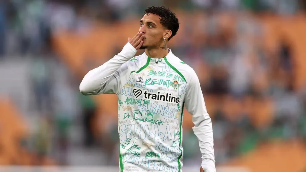 Controversial Antony Offside Leads to Betis Goal Being Disallowed