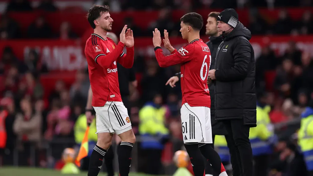 Coventry Eyes Manchester United Midfielder as Lampard Aims High