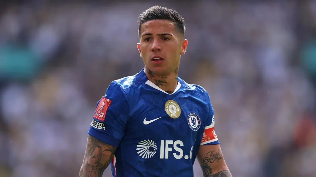 Enzo Fernández Seen in Madrid, Fueling Transfer Talk to Real Madrid