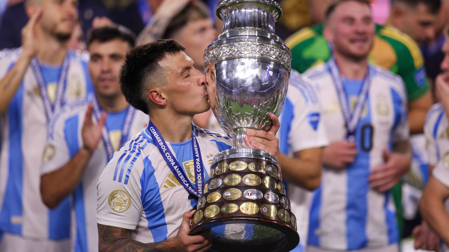 Exclusive: Lisandro Martinez Injury Update Released