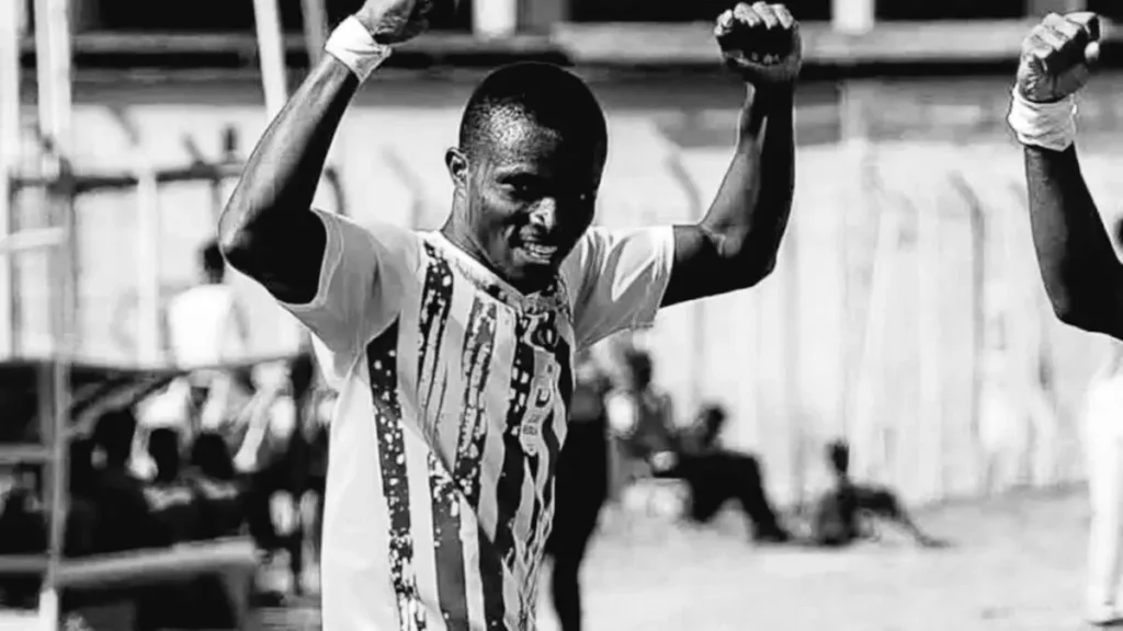 Footballer in Ghana dies tragically.