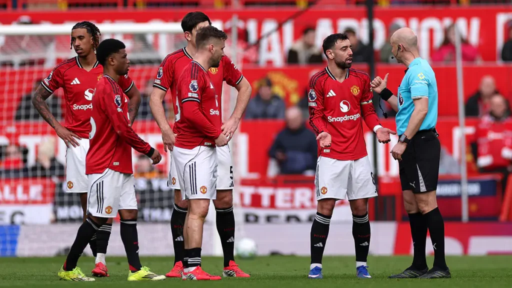 Internal Dispute at Manchester United Over Bruno Fernandes