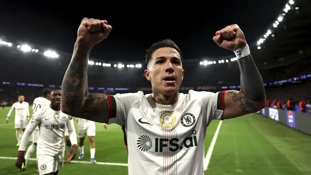 Liam Rosenior Expresses Discontent Over Enzo Fernández Decision: Is a Departure Imminent? Liam Rosenior Expresses Discontent Over Enzo Fernández Decision: Is a Departure Imminent?