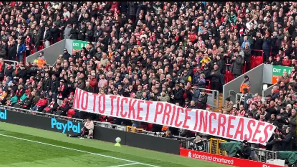 Liverpool Fans Protest Club Policy, Uncover Reason Behind It Liverpool Fans Protest Club Policy, Uncover Reason Behind It