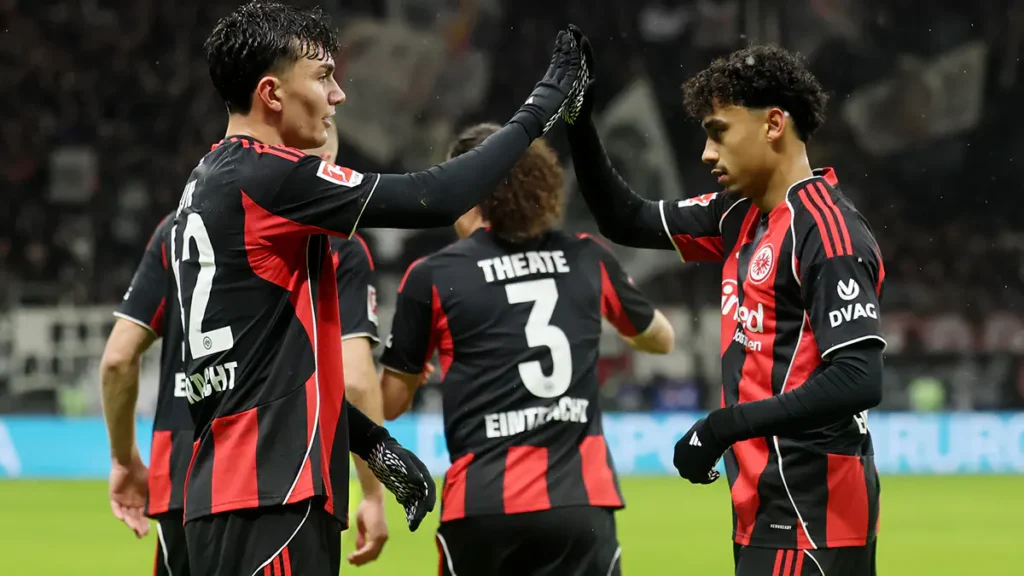 Major Move: Manchester United Eyes Eintracht Star for Significant Transfer