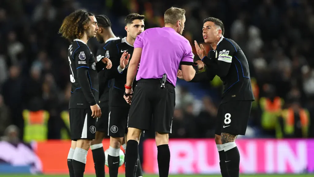 Manchester City sets sights on Chelsea’s top player