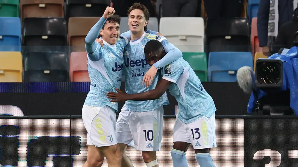 Manchester United set to make €100 million bid for Juventus star