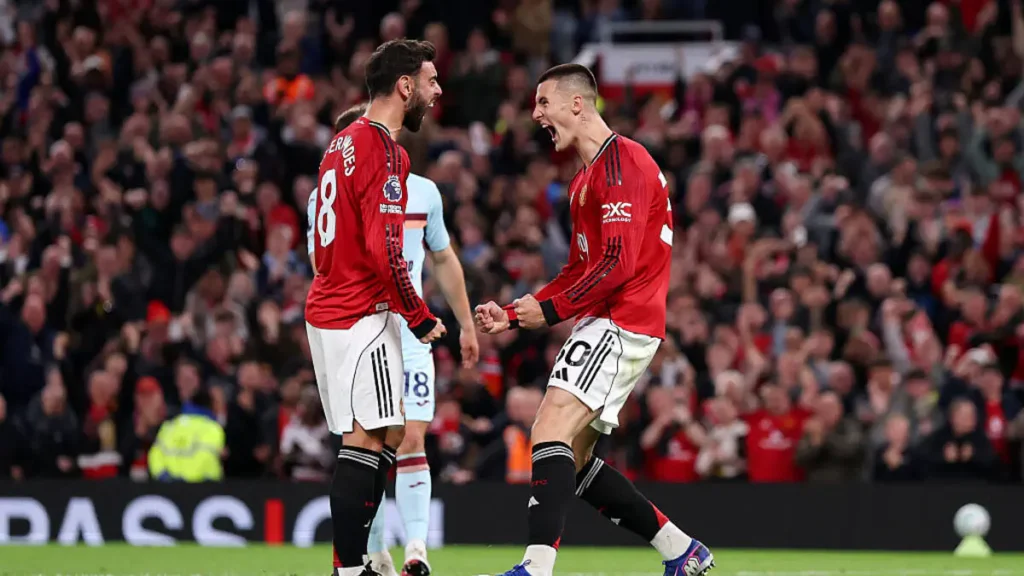 Manchester United’s leader matches Ronaldo in important stats. What did he accomplish?