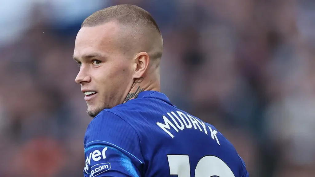 Mudryk Gears Up for Comeback on the Field