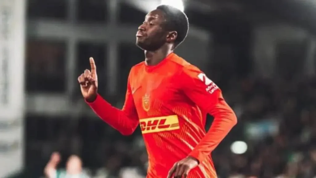 Senegalese Star Lamine Sadio Excels in Danish Superliga Senegalese Star Lamine Sadio Excels in Danish Superliga