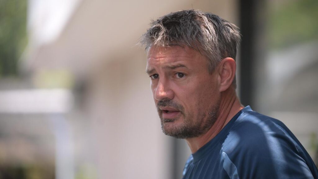 ഐഎസ്എൽ 2025-26: ഫോം കണ്ടെത്താൻ പൊരുതുന്ന ഡൽഹിയും ബ്ലാസ്റ്റേഴ്‌സും ഇന്ന് നേർക്കുനേർ