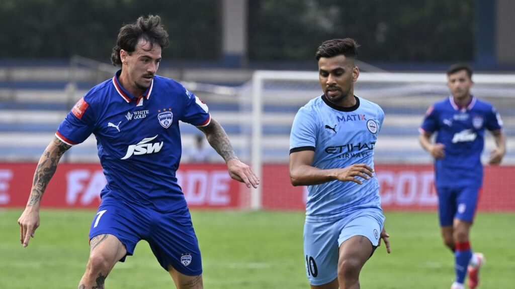 ഐഎസ്എൽ 2025-26: ബെംഗളൂരു-മുംബൈ മത്സരം സമനിലയിൽ