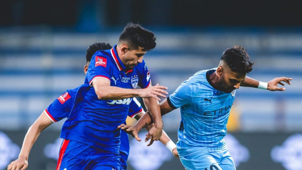 ഐഎസ്എൽ 2025-26: മുംബൈ സിറ്റി-ബെംഗളൂരു എഫ്സി മത്സരം സമനിലയിൽ