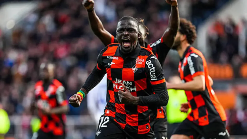 മാർക്-വിവിയൻ ഫോ പുരസ്‌കാരപ്പട്ടികയിൽ മൂന്ന് സെനഗൽ താരങ്ങൾ