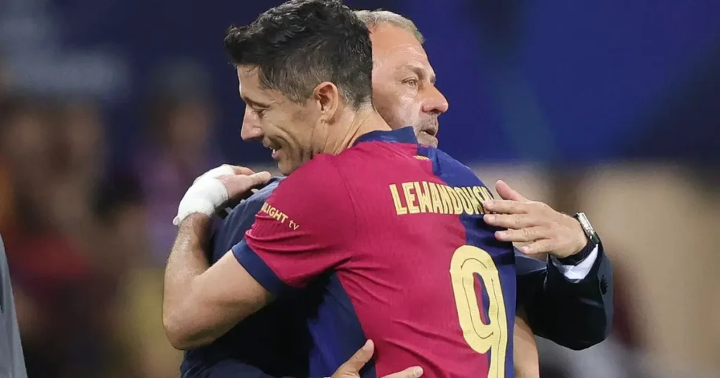 La Liga: बार्सिलोना के लेवांडोव्स्की, कैंसिलो और राशफोर्ड के भविष्य पर हैंसी फ्लिक लेंगे फैसला