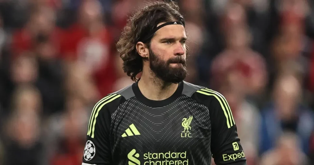 Premier League: कार्लो एंसेलोटी से लिवरपूल को एलिसन बेकर की चोट पर मिली बड़ी राहत Premier League: कार्लो एंसेलोटी से लिवरपूल को एलिसन बेकर की चोट पर मिली बड़ी राहत