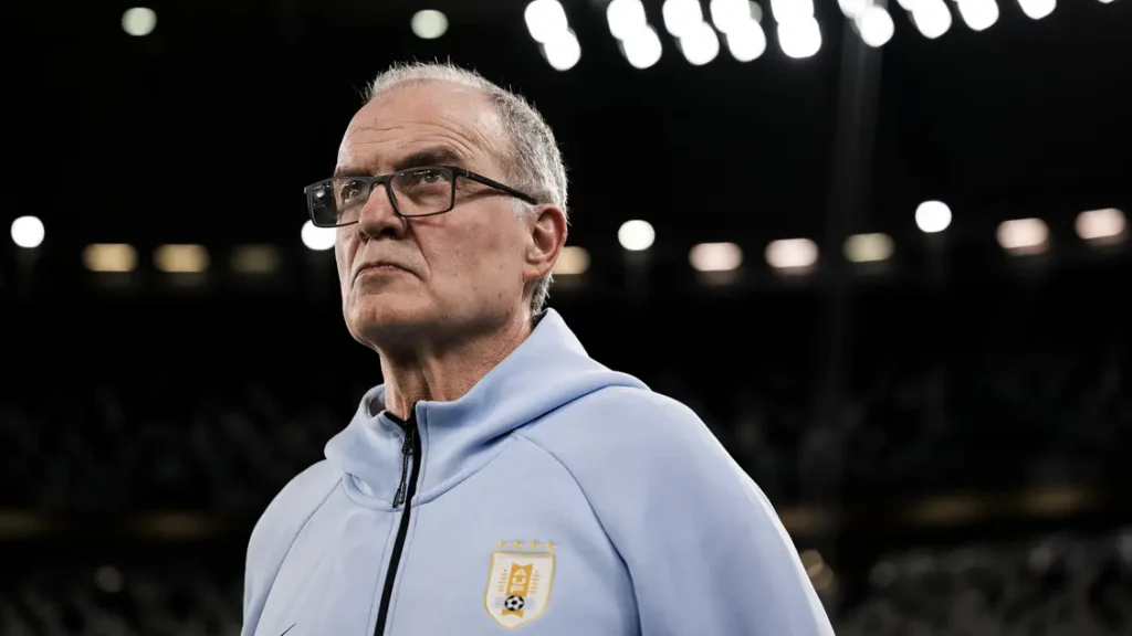 Football: 2026 वर्ल्ड कप के बाद उरुग्वे के कोच पद से हटेंगे मार्सेलो बिएल्सा Football: 2026 वर्ल्ड कप के बाद उरुग्वे के कोच पद से हटेंगे मार्सेलो बिएल्सा