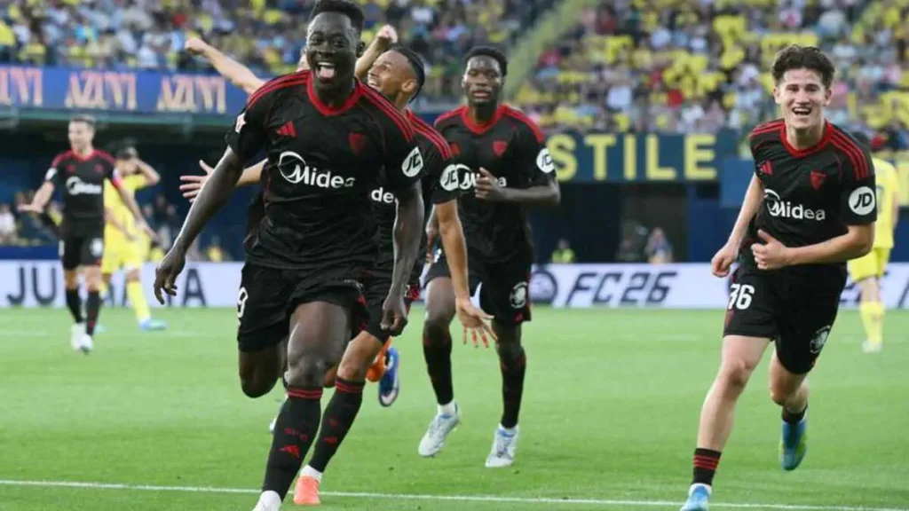 Akor Adams Nets Late Goal to Help Sevilla Come Back and Defeat Villarreal 3-2 Akor Adams Nets Late Goal to Help Sevilla Come Back and Defeat Villarreal 3-2