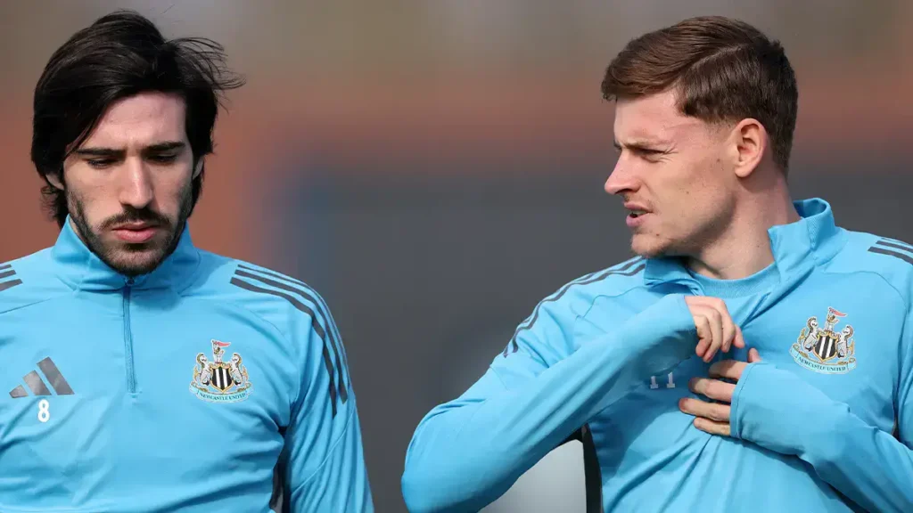 Arsenal Begins Talks with Newcastle About Key Player as Decisions Loom