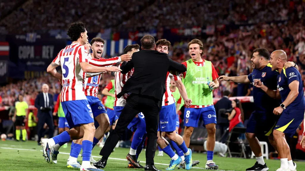 Atlético star discusses new contract options