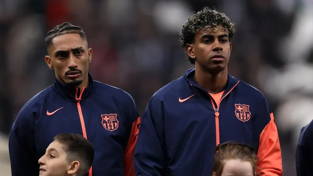 Barcelona star addresses speculation on potential transfer to Saudi Arabian club