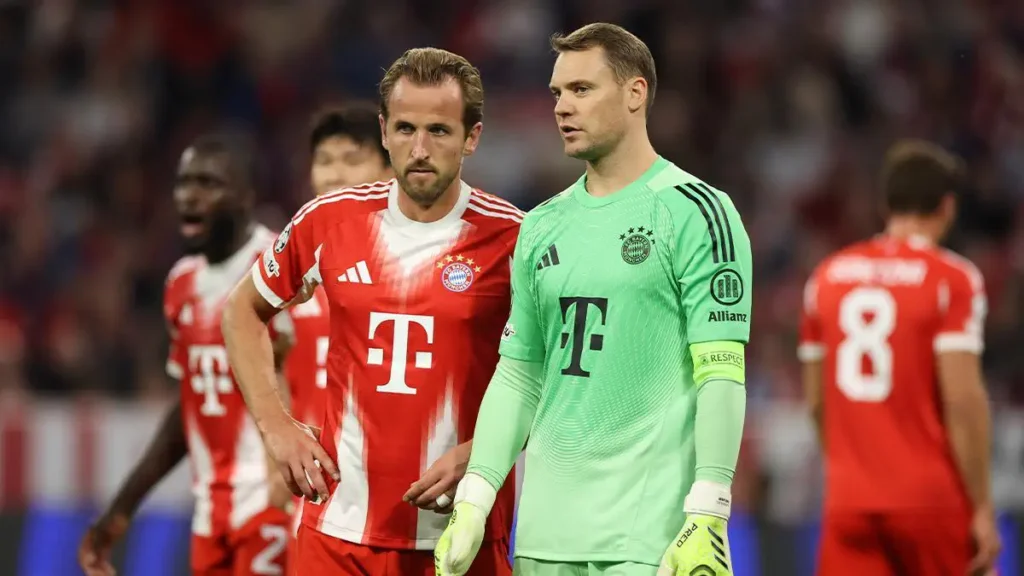 Bayern legend remains with the club for another season