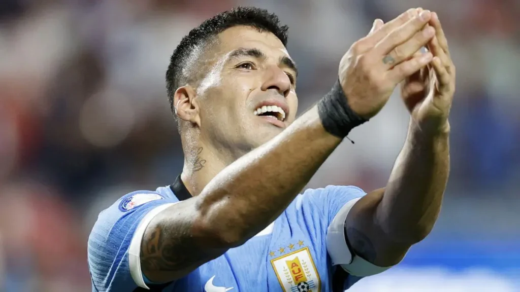 Bielsa reveals Uruguay’s World Cup squad. Is Luis Suárez included?