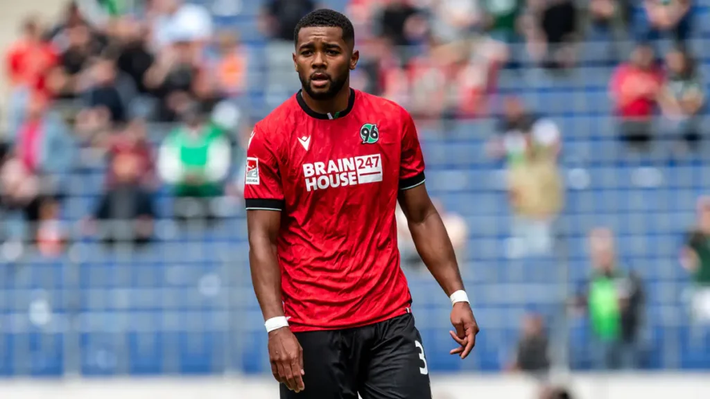 Brooklyn Ezeh to Join Dynamo Dresden After Leaving Hannover 96