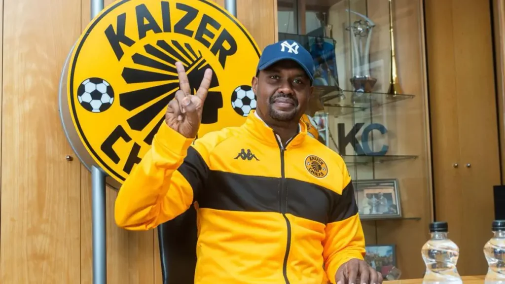 Cedric Kaze discusses his relationship with ex-Kaizer Chiefs coach Nasredine Nabi Cedric Kaze discusses his relationship with ex-Kaizer Chiefs coach Nasredine Nabi