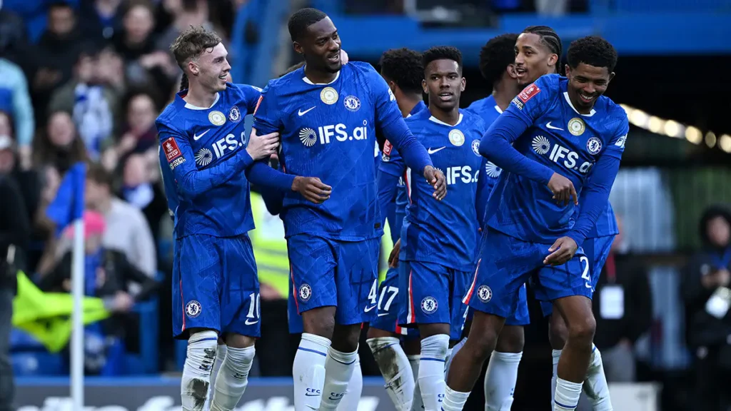 Chelsea Defender May Be Heading to Barcelona