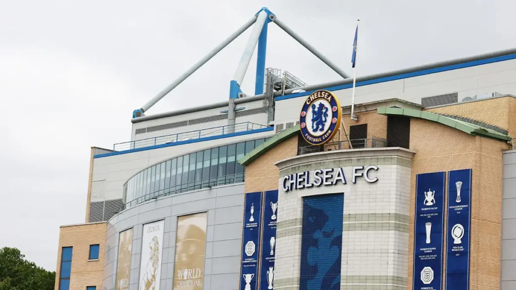 Chelsea legend may make a comeback to the club