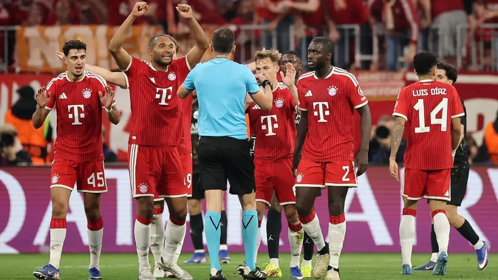 Experts Weigh In on Controversial Handball Incident in PSG’s Penalty Area