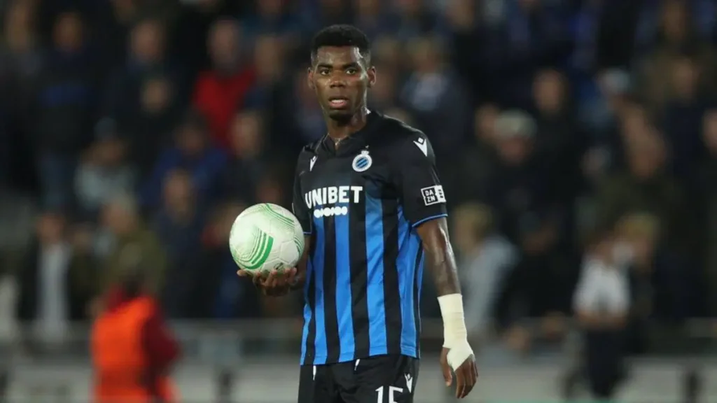 Galatasaray Aims to Sign Raphael Onyedika as Okan Buruk Seeks Midfield Boost