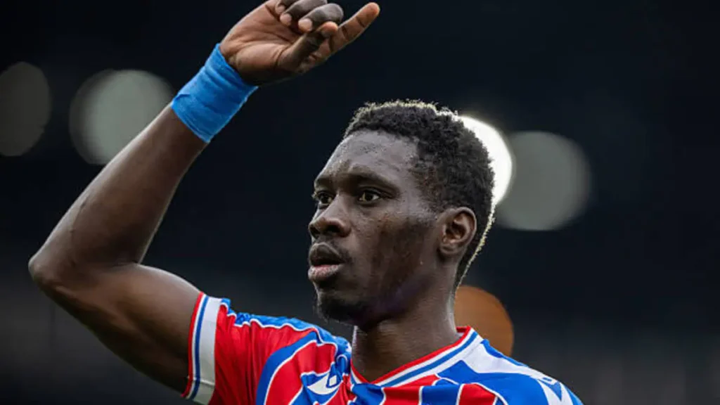 Ismaïla Sarr Named Crystal Palace’s Player of the Month for April