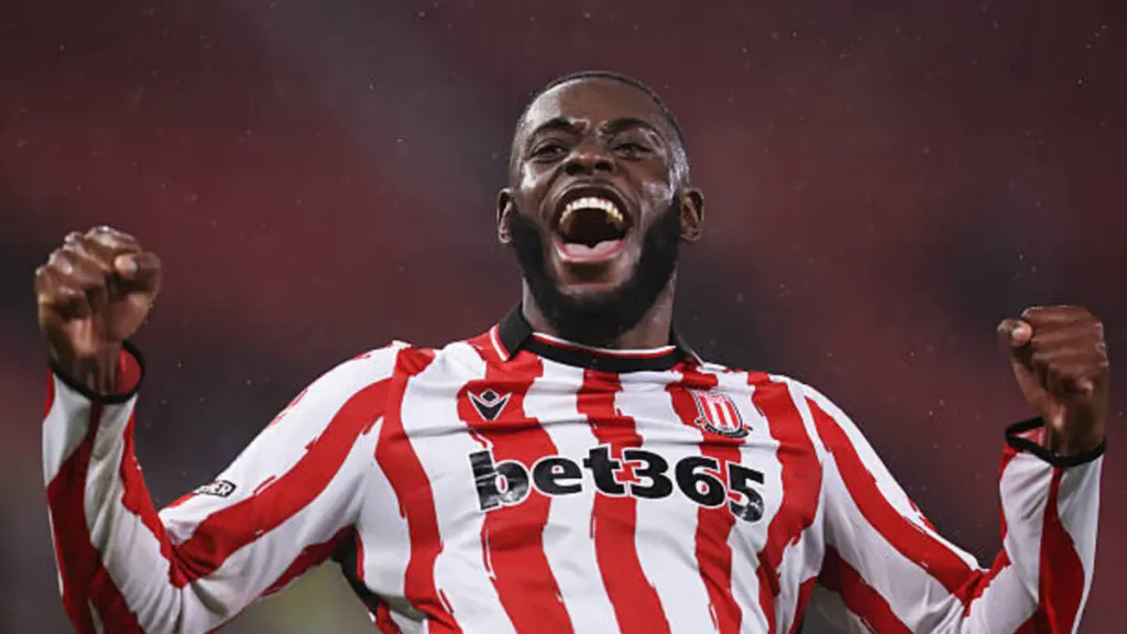 Junior Tchamadeu signs contract extension with Stoke City