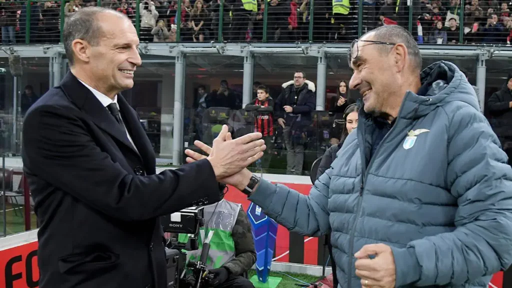 Napoli in discussions with legendary coach