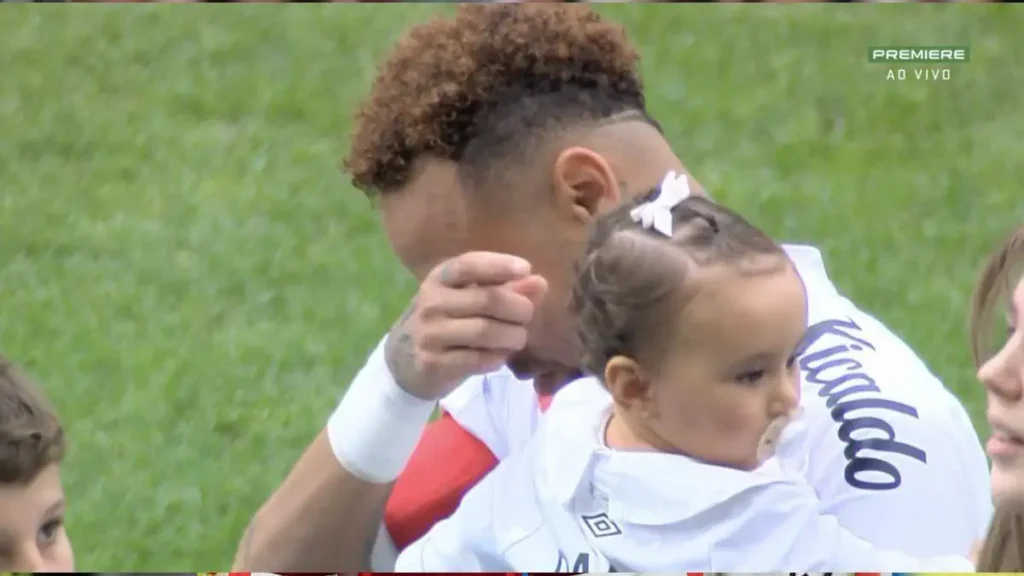 Neymar tears up during anthem ahead of what may be his final match for Santos