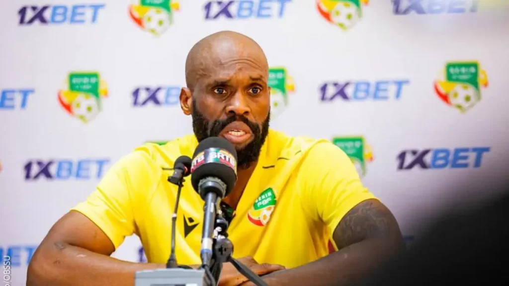 Ouzerou Abdoulaye inspires his team before facing Ivory Coast