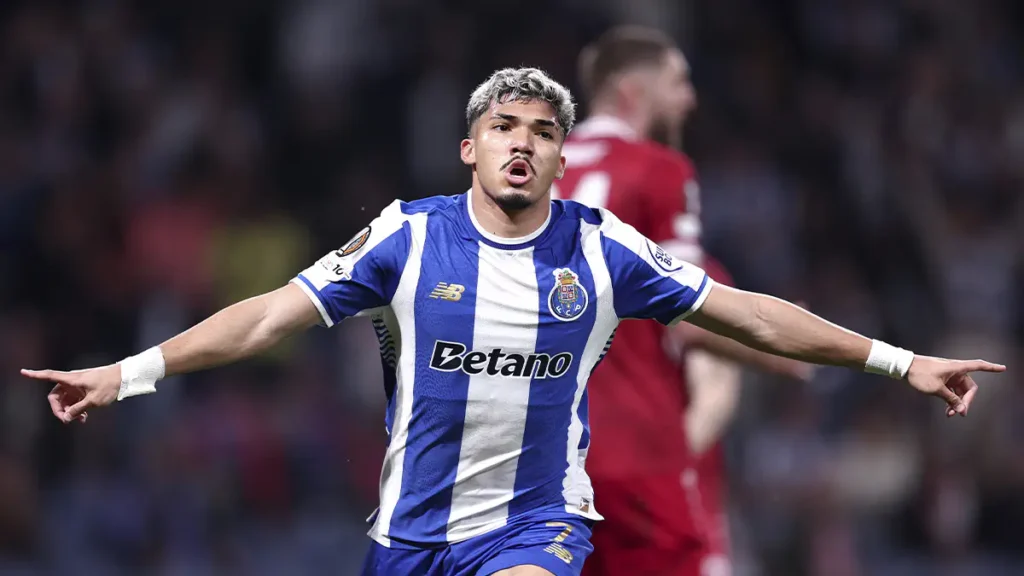 Porto’s Young Star Catches Attention of Premier League Club!